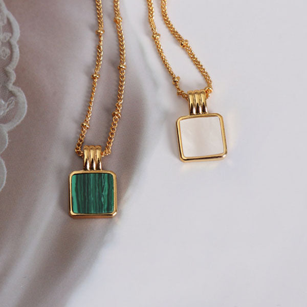 Mika Malachite Pendant Necklace